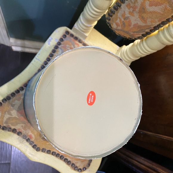 Set Of 2 Tin Bird Buckets - Picture 4 of 10